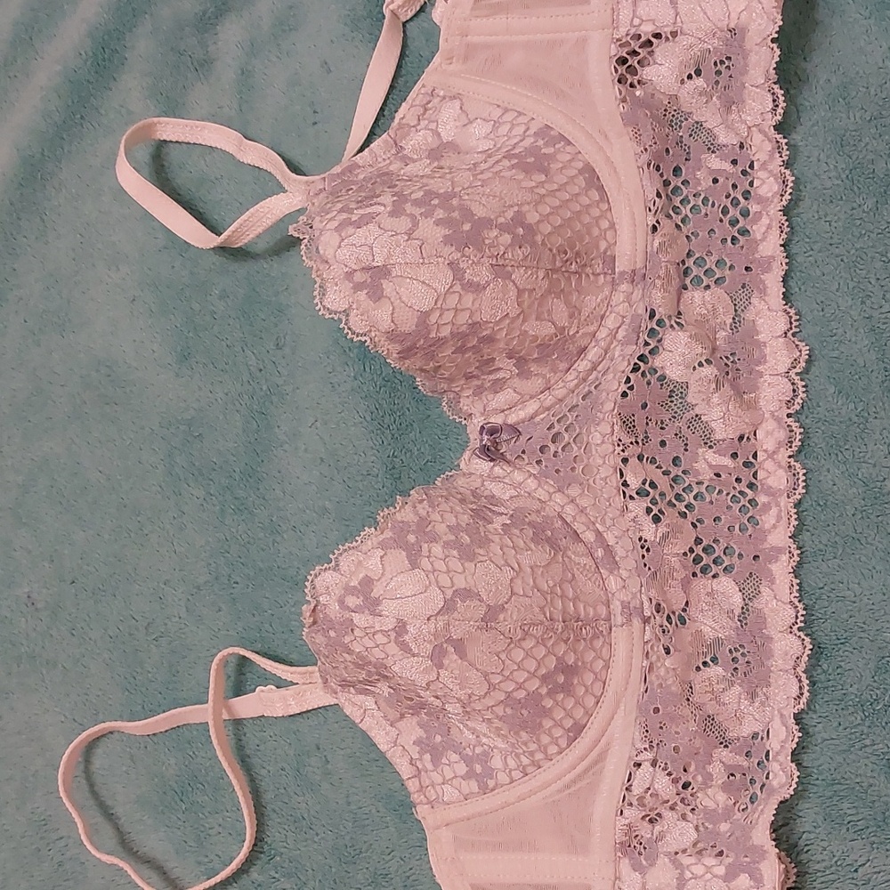 Adore Me Lace 34B Bra